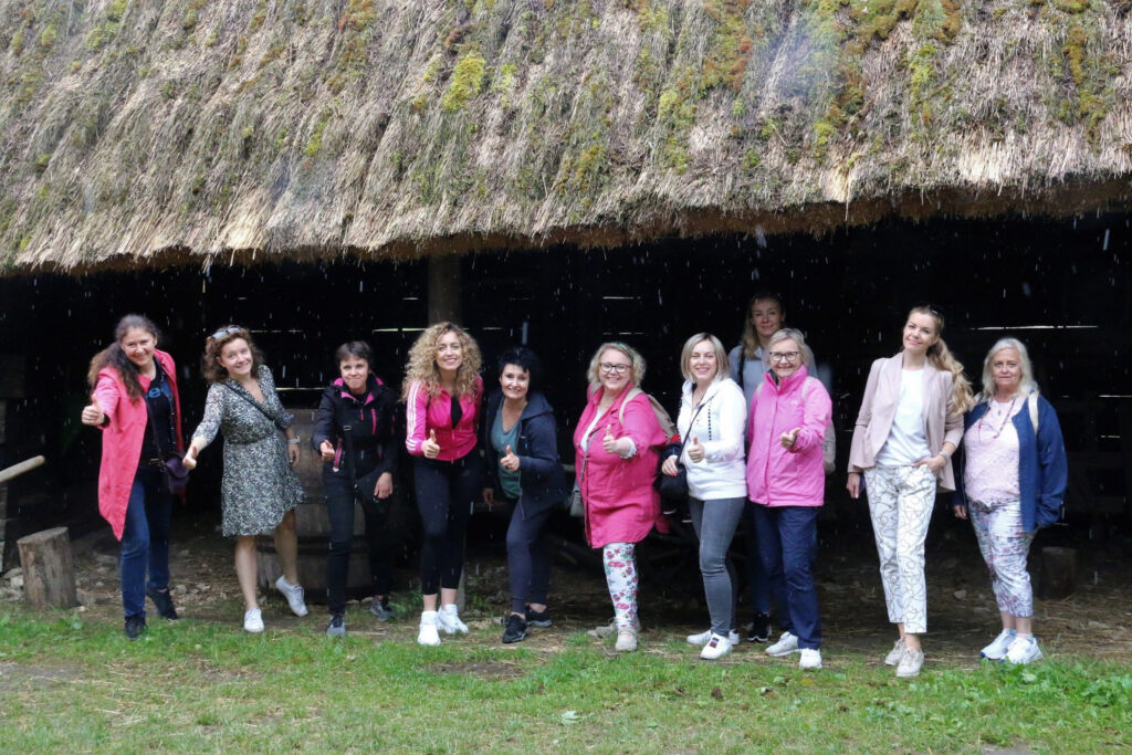 muzeum-wsi-kieleckiej-fam-trip-destination-poland