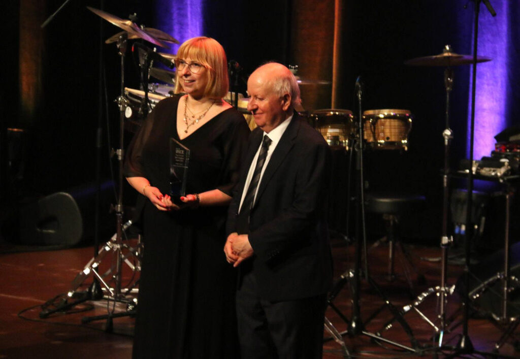 Paul-Flackett-IMEX-Award-aneta-ksiazek-ray-bloom-convention-bureau