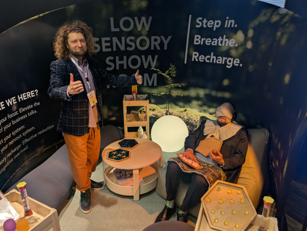 05-low-sensory-show-room-poland-convention-bureau